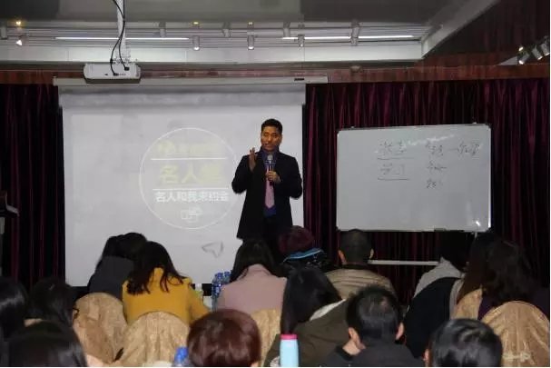 对照阅读因为我要宣布一个劲爆的消息