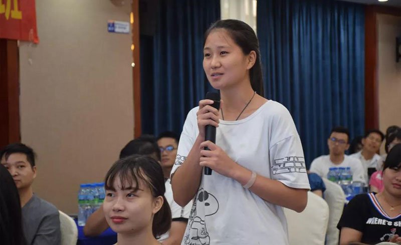 东莞市人力资源局莞城分局局长叶卫民