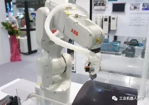 工件坐标）的各轴就近对齐